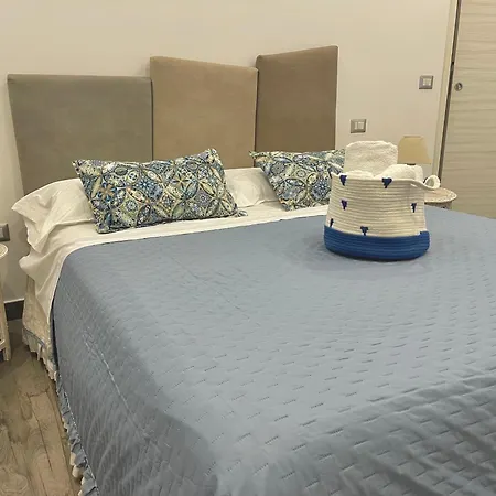 Dimora Bellini B&B 아그로폴리