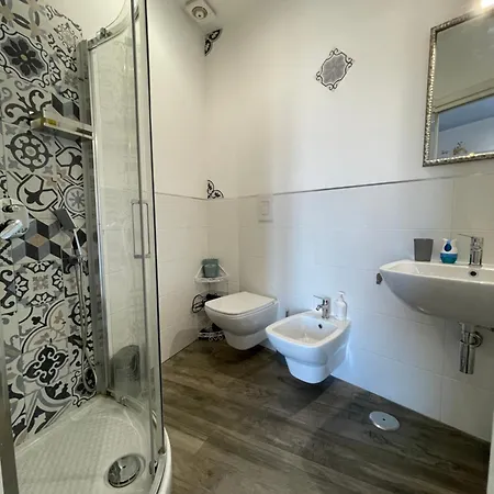 Dimora Bellini 4* 아그로폴리